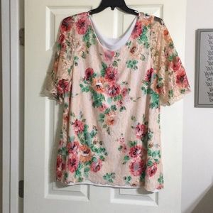 Floral blouse lined for privacy lace sleeves